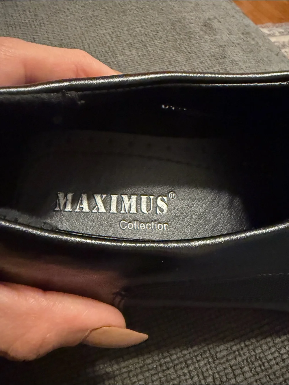 Men's Black Leather Slip-On Dress Loafers